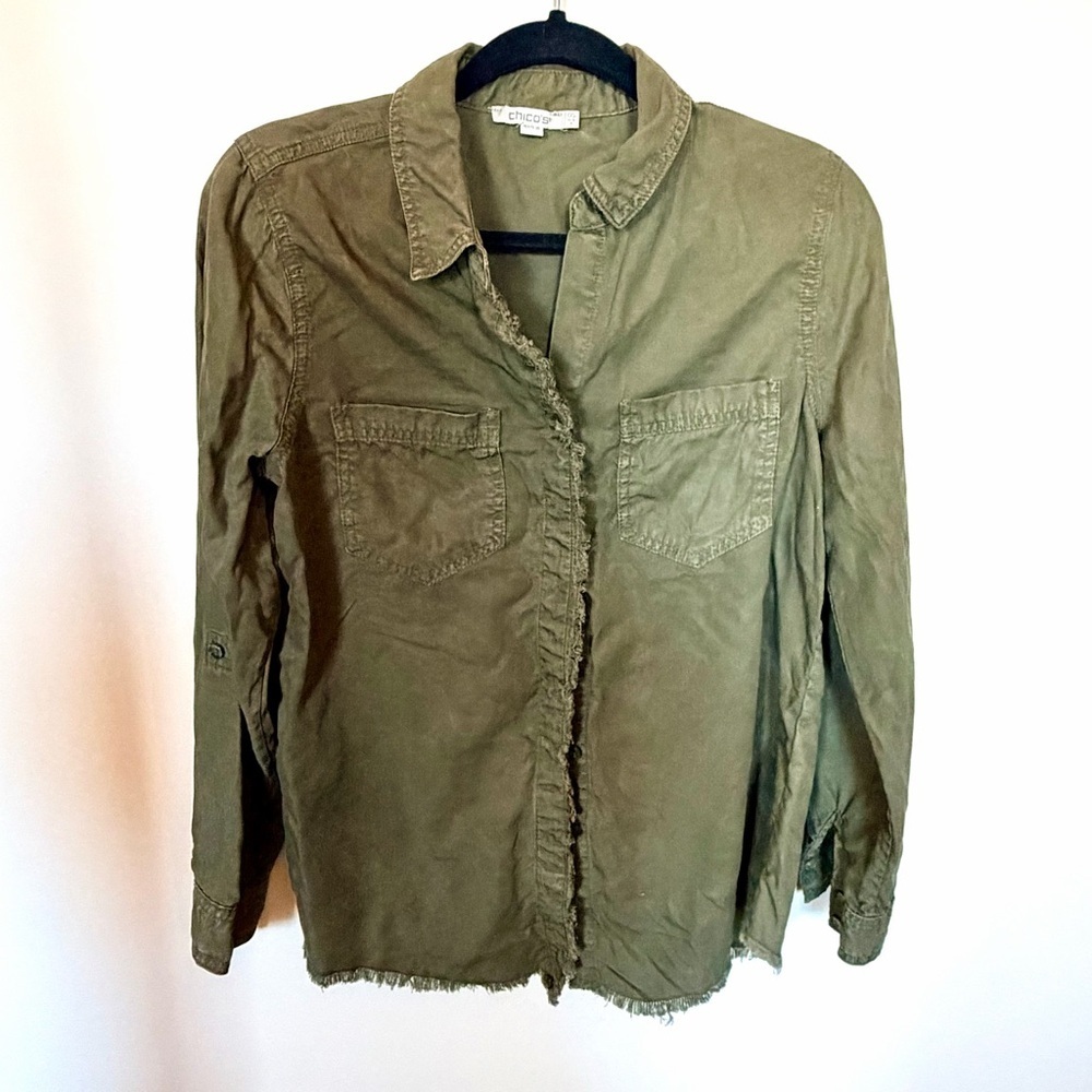 Chicos military fringe edge button down green S